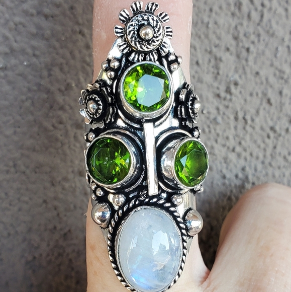 New Rainbow Moonstone & Peridot 925 Silver Statement Ring. - Picture 13 of 16